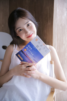 守卫者浮出水面